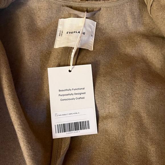 Everlane Camel Cape Coat with Button Detail - Picture 3 of 4